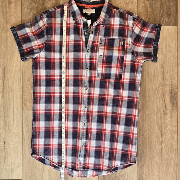 NWT Triple 5 Soul Men's short-sleeve button-up shirt, size L, navy blue & red - Picture 9 of 10